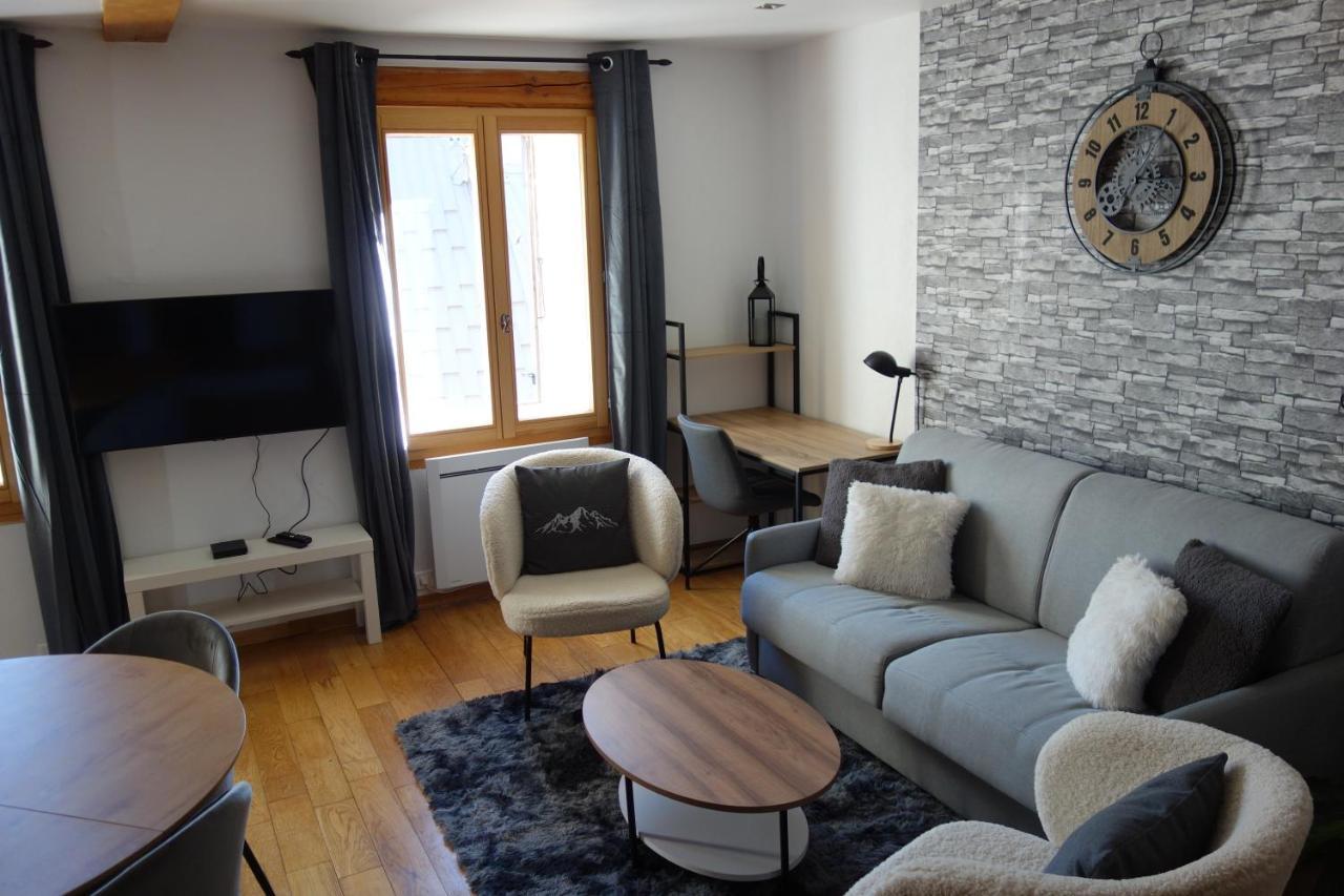 Chez Petit Louis- Appart Centre Ville Jusqu'A 6 Personnes Briançon Buitenkant foto
