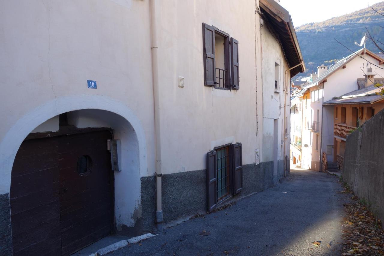 Chez Petit Louis- Appart Centre Ville Jusqu'A 6 Personnes Briançon Buitenkant foto